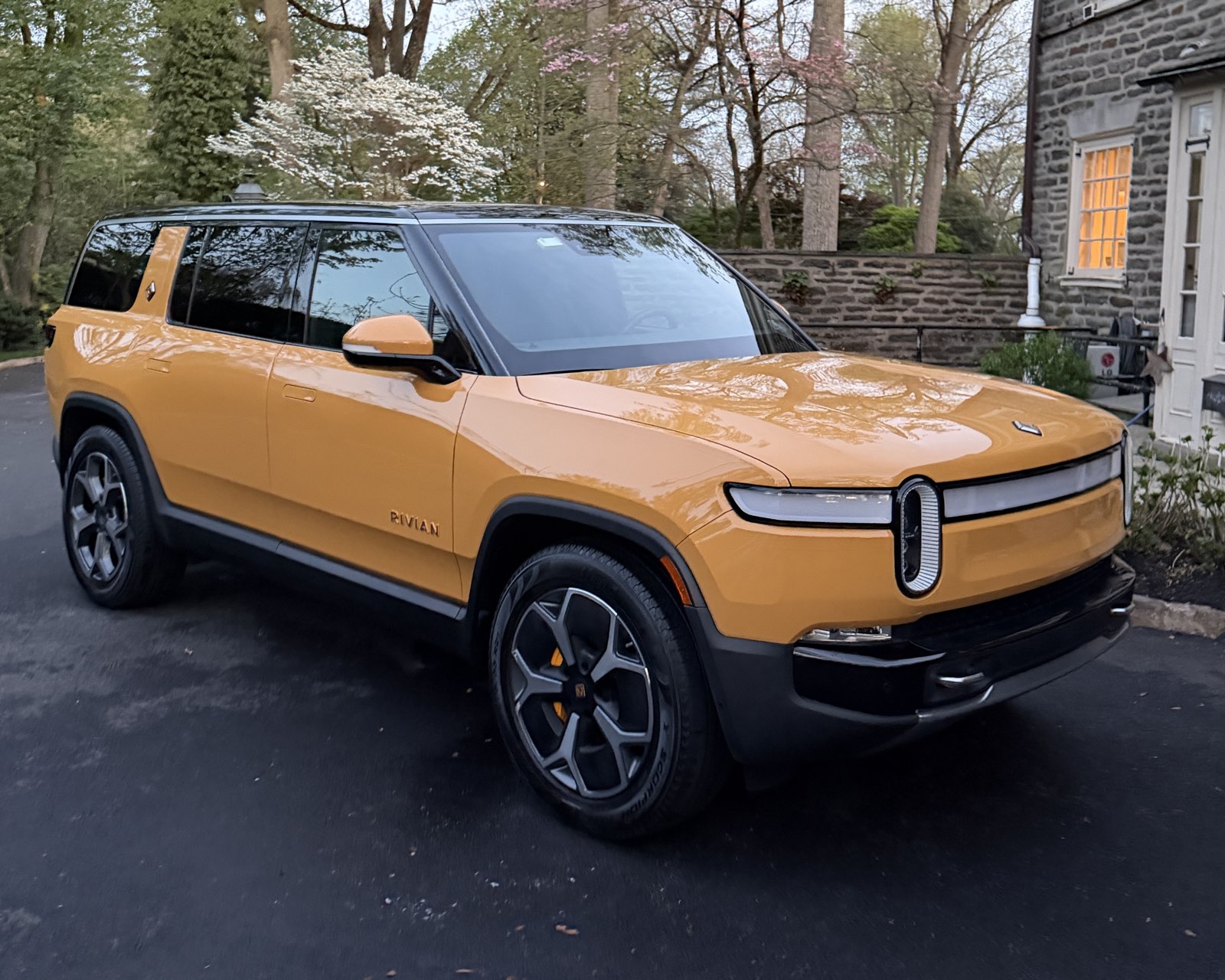 Rivian R1S after a full detail, exterior and interior